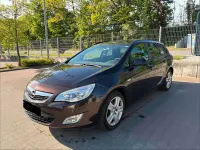 Gebraucht Opel Astra 110 PS (80 kW) 2012 Braun Kombi