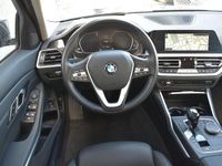 Gebraucht BMW 320 Advantage 190 PS (139 kW) 2020 Grau Kombi