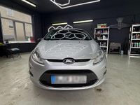 Gebraucht Ford Fiesta 90 PS (66 kW) 2009 Grau Kleinwagen