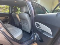 Gebraucht Chevrolet Cruze 163 PS (119 kW) 2011 Grau Limousine