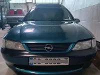Gebraucht Opel Vectra 82 PS (60 kW) 1996 Blau Kombi