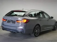 Gebraucht BMW 530 M Sport 252 PS (185 kW) 2022 Grau Kombi