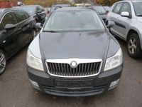 Gebraucht Skoda Octavia Elegance 122 PS (89 kW) 2009 Grau Kombi