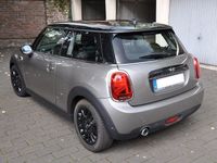Gebraucht Mini Cooper 136 PS (100 kW) 2018 Silber Kleinwagen