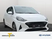Gebraucht Hyundai i10 Trend 80 PS (58 kW) 2025 Weiß Kleinwagen