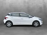 Neu Hyundai i20 Select 101 PS (74 kW) 2026 Atlas white / sol Kleinwagen