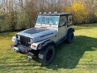 Gebraucht Jeep Wrangler 103 PS (75 kW) 1990 Silber SUV
