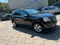 Gebraucht Mercedes ML350 190 PS (139 kW) 2009 Schwarz SUV