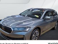 Gebraucht Skoda Superb Selection 150 PS (110 kW) 2025 Graphitegrau metallic Kombi