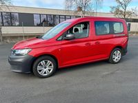 Gebraucht VW Caddy Basis 122 PS (89 kW) 2022 Rot Van / Kleinbus