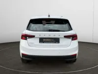 Gebraucht Skoda Fabia Active 65 PS (47 kW) 2023 Candyweiß Kleinwagen