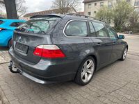 Gebraucht BMW 520 177 PS (130 kW) 2009 Grau Kombi