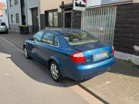 Gebraucht Audi A4 131 PS (96 kW) 2004 Blau Limousine