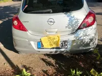 Gebraucht Opel Corsa Edition 69 PS (50 kW) 2011 Silber Kleinwagen