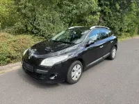 Gebraucht Renault Mégane GrandTour Dynamique 106 PS (77 kW) 2010 Schwarz Kombi