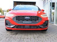 Neu Ford Focus ST 280 PS (205 kW) 2026 Racered Limousine