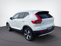 Gebraucht Volvo XC40 Plus 211 PS (155 kW) 2022 Crystal white / metallic SUV