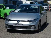 Gebraucht VW Golf VIII Active 116 PS (85 kW) 2023 Reflexsilber (metallic) Limousine