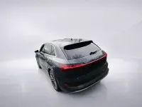 Gebraucht Audi e-tron Advanced Plus 300 kW (408 PS) 2023 Grau SUV