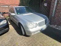 Gebraucht Mercedes C220 2001 Silber Limousine