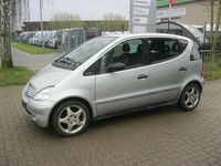 Gebraucht Mercedes A170 Classic 95 PS (69 kW) 2001 Silber Limousine