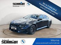 Neu BMW M5 Comfort Edition 727 PS (534 kW) 2025 (schwarz)  black sapphire Limousine