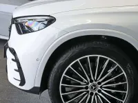 Gebraucht Mercedes GLC220 AMG 197 PS (144 kW) 2026 Weiß SUV