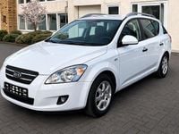 Gebraucht Kia Ceed 125 PS (91 kW) 2009 Weiß Kleinwagen