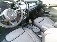 Gebraucht Mini Cooper SE 135 kW (184 PS) 2023 Schwarz Kleinwagen