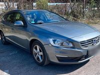 Gebraucht Volvo V60 120 PS (88 kW) 2018 Kombi