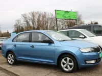 Gebraucht Skoda Rapid Active 105 PS (77 kW) 2013 Denimblau metallic Limousine