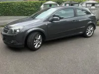 Gebraucht Opel Astra GTC Sport 140 PS (102 kW) 2008 Grau Coupé