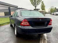 Gebraucht Mercedes C180 129 PS (94 kW) 2001 Blau Limousine