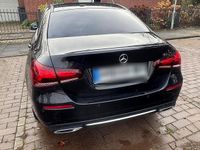Gebraucht Mercedes A200 Progressive 163 PS (119 kW) 2022 Schwarz Limousine