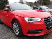 Gebraucht Audi A3 Attraction 110 PS (80 kW) 2015 Rot Limousine