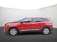 Gebraucht Peugeot 5008 Allure 131 PS (96 kW) 2022 Lackierung ultimaterot/typ ve SUV