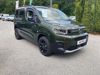 Gebraucht Citroën Berlingo 131 PS (96 kW) 2024 Grün Van / Kleinbus