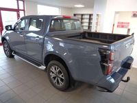 Gebraucht Isuzu D-Max 163 PS (119 kW) 2024 Islay gray SUV