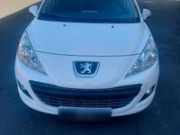 Gebraucht Peugeot 207 95 PS (69 kW) 2011 Weiß Limousine