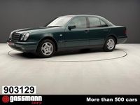 Gebraucht Mercedes E220 95 PS (69 kW) 1997 Grün Limousine
