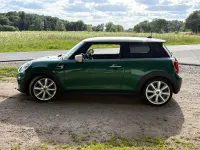 Gebraucht Mini Cooper 136 PS (100 kW) 2020 Grün Kleinwagen