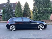 Gebraucht BMW 118 143 PS (105 kW) 2011 Schwarz Kleinwagen