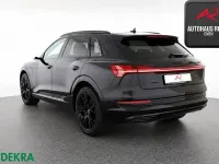 Gebraucht Audi e-tron S-Line 300 kW (408 PS) 2023 Schwarz SUV