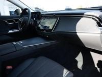 Gebraucht Mercedes E300 Avantgarde 313 PS (230 kW) 2024 Weiss polarweiß Kombi