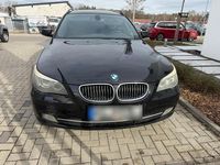 Gebraucht BMW 530 235 PS (172 kW) 2009 Schwarz Kombi