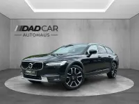 Używany Volvo V90 CC 250 KM (183 kW) 2018 Czarny Kombi