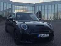 Gebraucht Mini Cooper SE Classic 135 kW (184 PS) 2023 Schwarz Kleinwagen