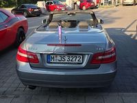Gebraucht Mercedes E220 Avantgarde 170 PS (125 kW) 2012 Silber Cabrio