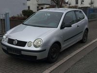 Gebraucht VW Polo Trendline 64 PS (47 kW) 2003 Silber Limousine