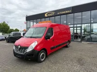 Gebraucht Renault Master 145 PS (106 kW) 2017 Hellrot Van